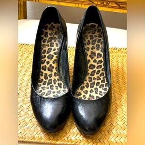 Franco Sarto Black Leather Pumps